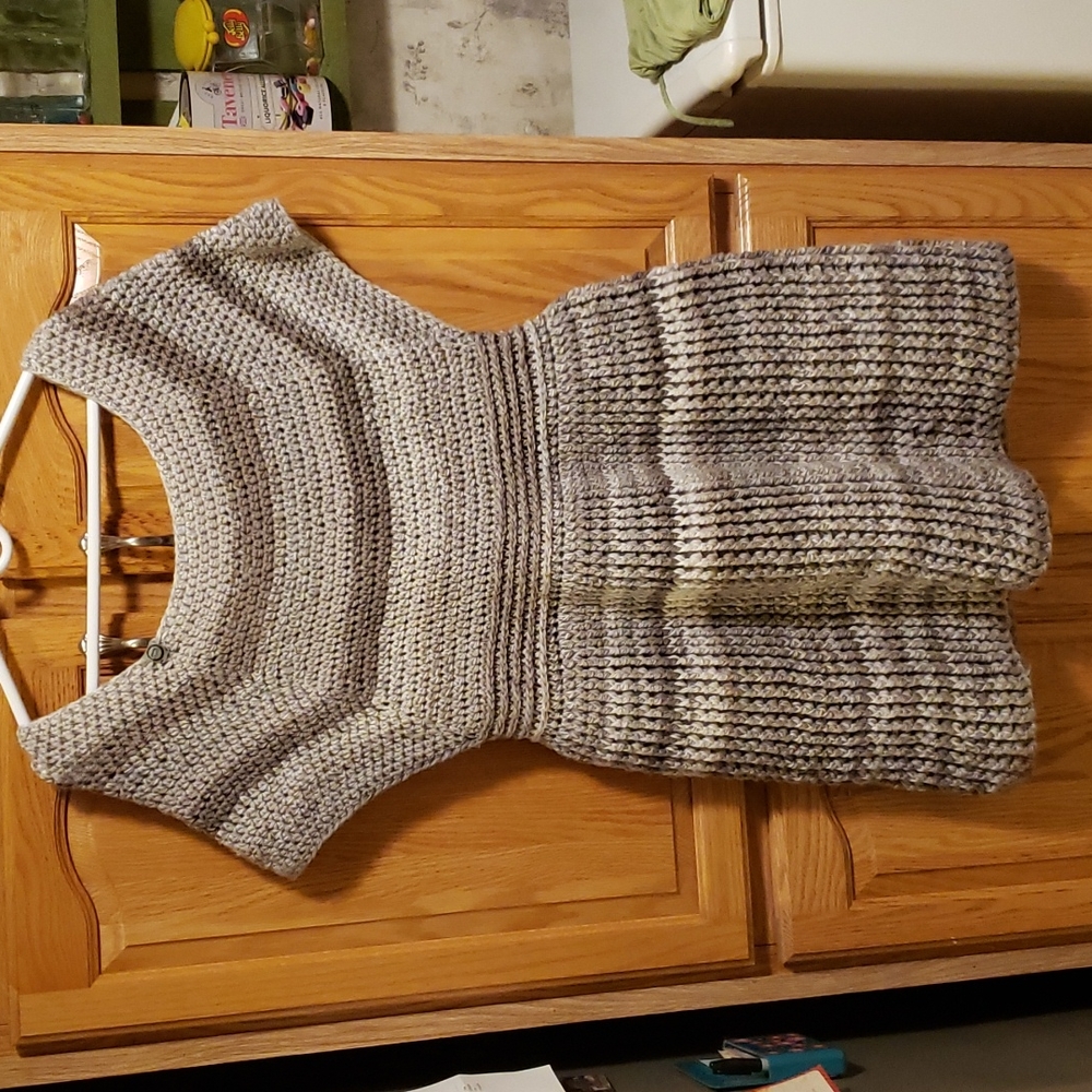 NWT absolutely fabulous knit dress. Super comfy and stretchy. Wide sleeves